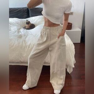 Women’s trouser pant - fits like Large